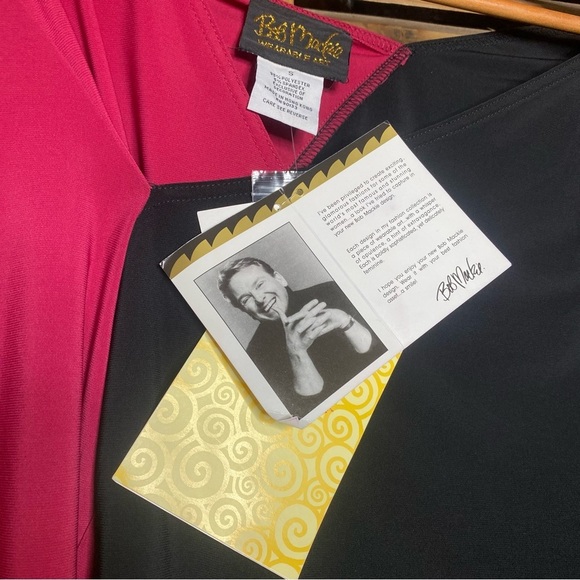 Bob Mackey wearable art red/black slant neck shoulder red bling medallion SZ-SM - Picture 4 of 9